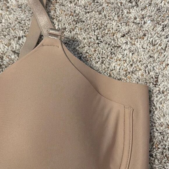 Olga No Side Effects Nude Contour Underwire Bra 42C - Picture 4 of 8